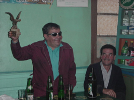 Farías en "Los buenos amigos" durante la filmación.